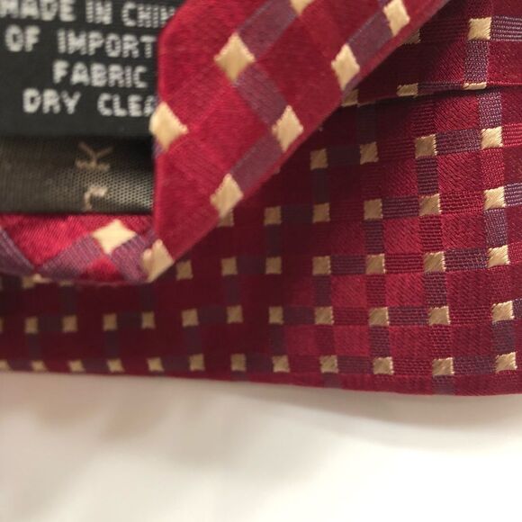 Calvin Klein tie   - Picture 5 of 5